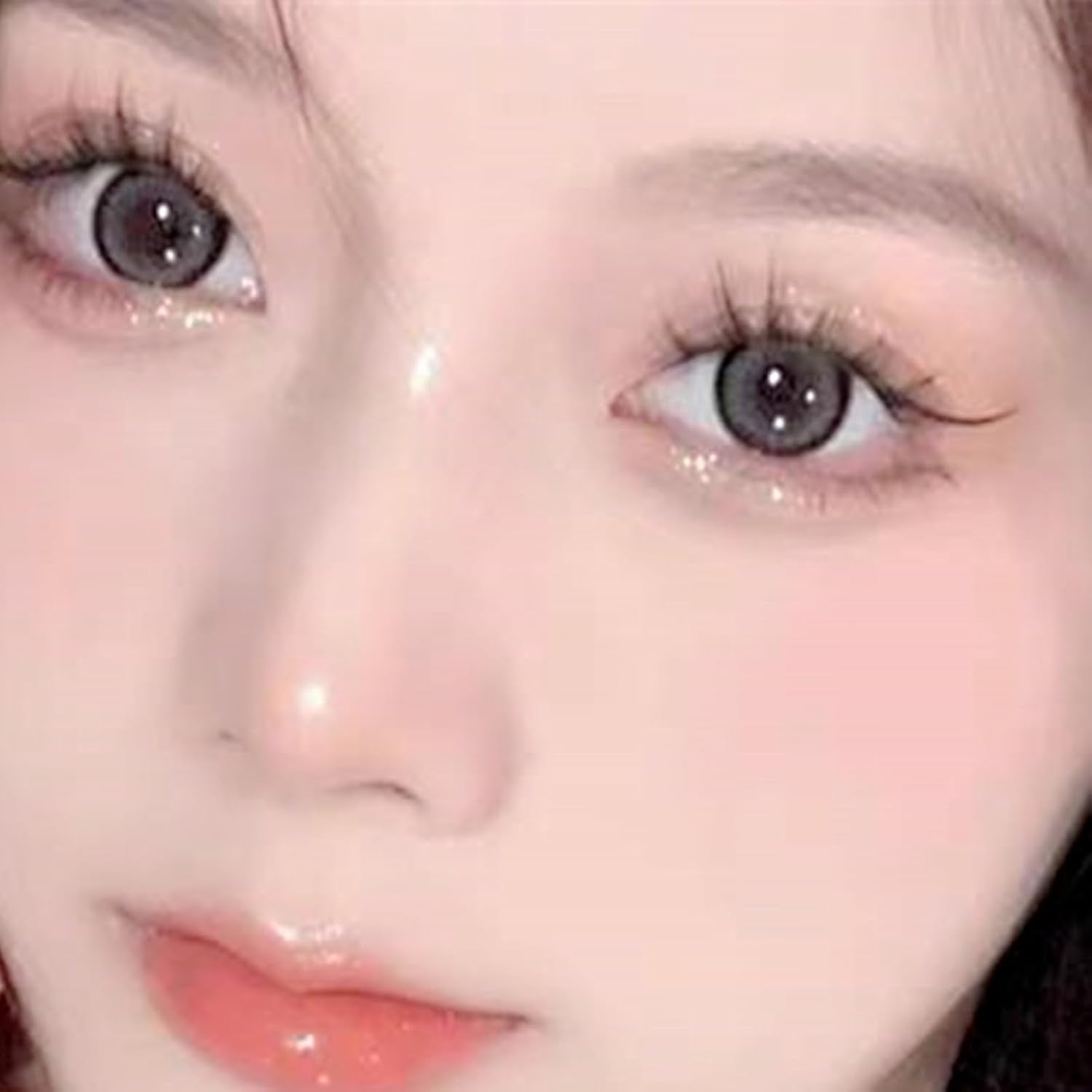 9 Colors Eyeshadow Palette,Glitter&Shimmer Eyeshadow Korean Makeup,Long Lasting Blendable Shades Eye Shadow Make Up,01